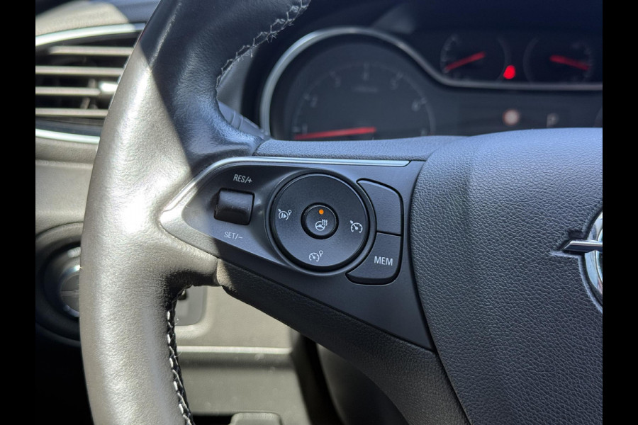 Opel Grandland X 1.2 Turbo Innovation Automaat,1e Eigenaar,Camera,Navi,Pdc V+A,Lm Velgen,Leder,Stoelverwarming,Stoelverkoeling,Dodehoek,Stuurverwarming,131pk,Apk tot 08-2026