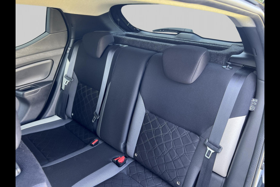 Nissan Micra 0.9 IG-T N-Connecta | navigatie | stoelverwarming | keyless entry | cruise control | climate control | achteruitrijcamera