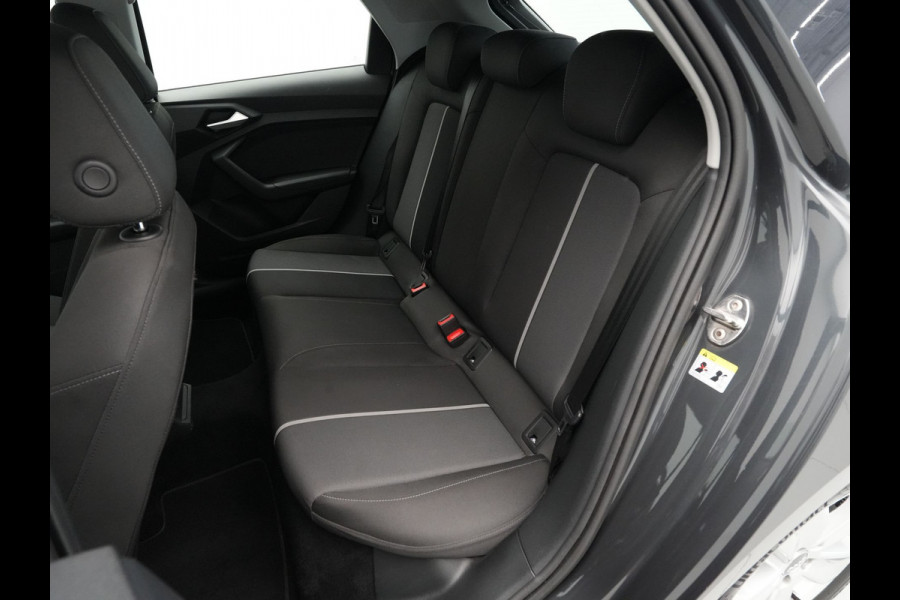 Audi A1 Sportback 25 TFSI 95pk Pro Line Navi Via App Airco Bluetooth Cruise control Front Assist 123
