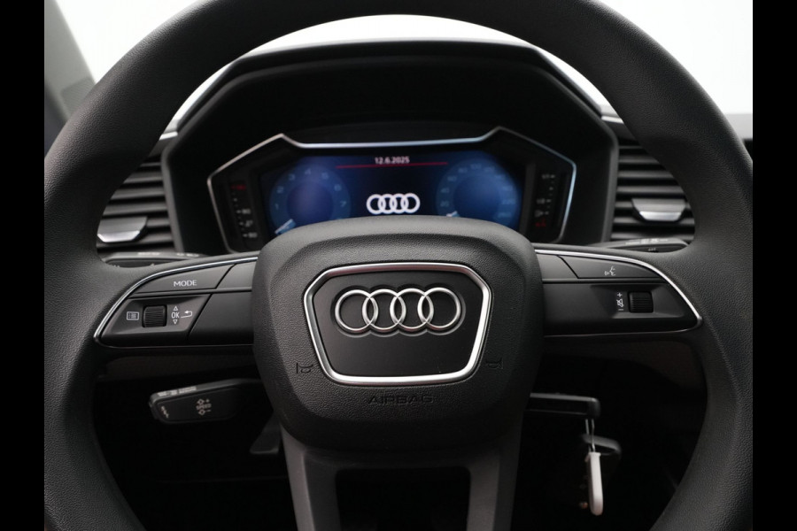 Audi A1 Sportback 25 TFSI 95pk Pro Line Navi Via App Airco Bluetooth Cruise control Front Assist 123
