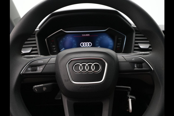 Audi A1 Sportback 25 TFSI 95pk Pro Line Navi Via App Airco Bluetooth Cruise control Front Assist 123