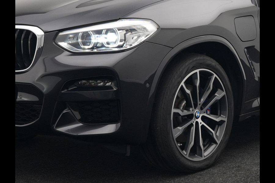 BMW X3 xDrive30e M Sport Plug In Hybrid 293pk Dealer O.H PHEV | Panodak | Adaptive Cruise | Head Up | 360 Camera | Harmand Kardon | Lederen Sportstoelen Memory | 20 "L.M | Sfeerverlichting | Virtual |