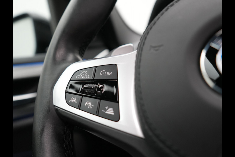 BMW X3 xDrive30e M Sport Plug In Hybrid 293pk Dealer O.H PHEV | Panodak | Adaptive Cruise | Head Up | 360 Camera | Harmand Kardon | Lederen Sportstoelen Memory | 20 "L.M | Sfeerverlichting | Virtual |
