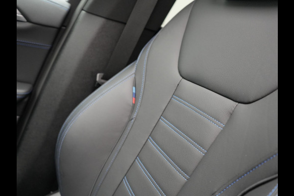 BMW X3 xDrive30e M Sport Plug In Hybrid 293pk Dealer O.H PHEV | Panodak | Adaptive Cruise | Head Up | 360 Camera | Harmand Kardon | Lederen Sportstoelen Memory | 20 "L.M | Sfeerverlichting | Virtual |