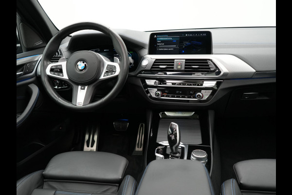 BMW X3 xDrive30e M Sport Plug In Hybrid 293pk Dealer O.H PHEV | Panodak | Adaptive Cruise | Head Up | 360 Camera | Harmand Kardon | Lederen Sportstoelen Memory | 20 "L.M | Sfeerverlichting | Virtual |