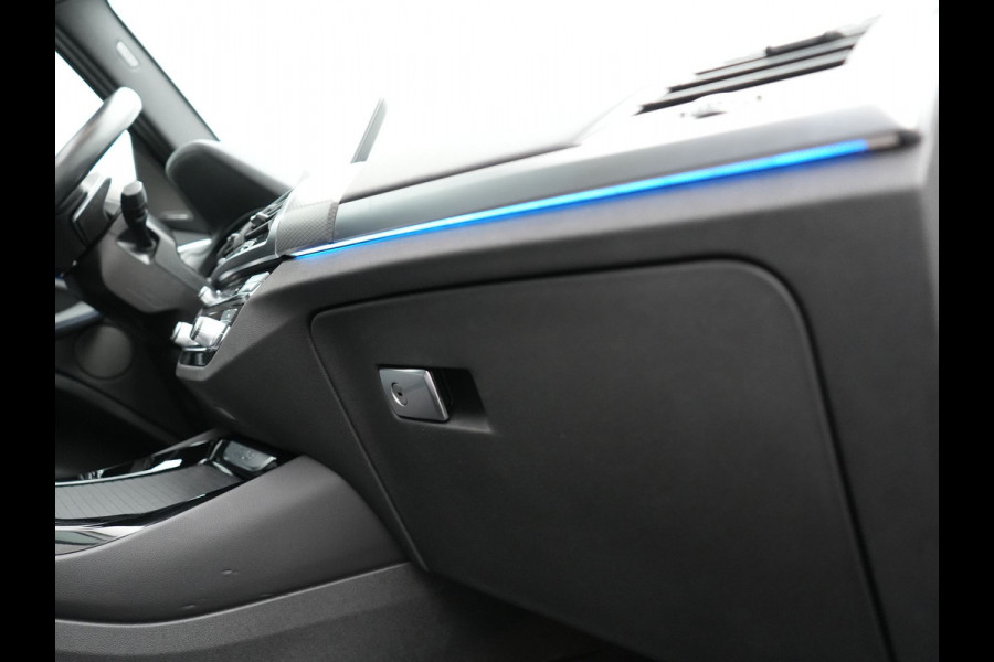 BMW X3 xDrive30e M Sport Plug In Hybrid 293pk Dealer O.H PHEV | Panodak | Adaptive Cruise | Head Up | 360 Camera | Harmand Kardon | Lederen Sportstoelen Memory | 20 "L.M | Sfeerverlichting | Virtual |