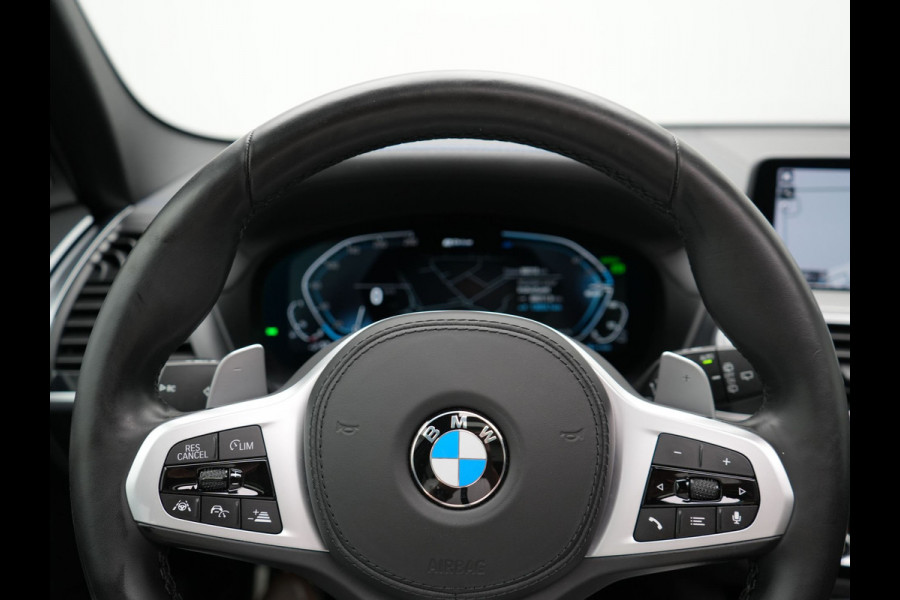 BMW X3 xDrive30e M Sport Plug In Hybrid 293pk Dealer O.H PHEV | Panodak | Adaptive Cruise | Head Up | 360 Camera | Harmand Kardon | Lederen Sportstoelen Memory | 20 "L.M | Sfeerverlichting | Virtual |