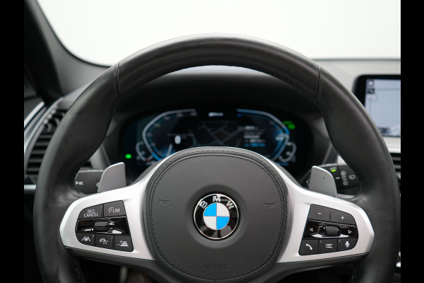 BMW X3 xDrive30e M Sport Plug In Hybrid 293pk Dealer O.H PHEV | Panodak | Adaptive Cruise | Head Up | 360 Camera | Harmand Kardon | Lederen Sportstoelen Memory | 20 "L.M | Sfeerverlichting | Virtual |