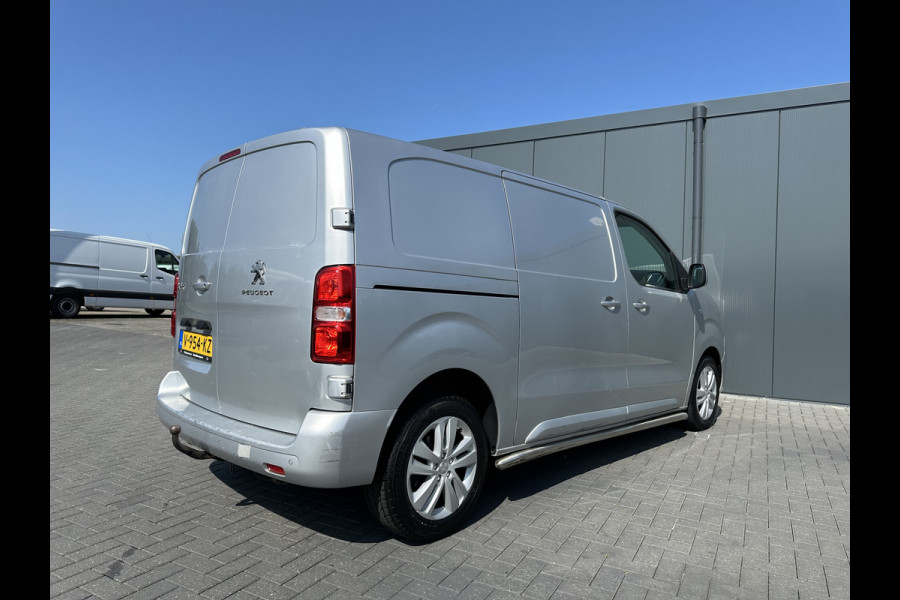 Peugeot Expert 2.0 HDI 123 PK / L2H1 / 1e EIG. / 82.553 KM / TREKHAAK / AIRCO / CRUISE / NAVI