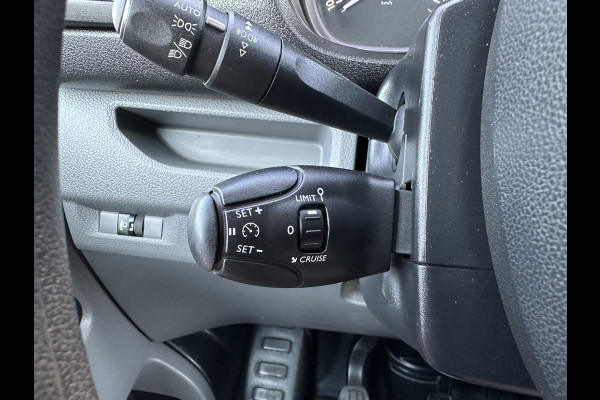 Peugeot Expert 2.0 HDI 123 PK / L2H1 / 1e EIG. / 82.553 KM / TREKHAAK / AIRCO / CRUISE / NAVI