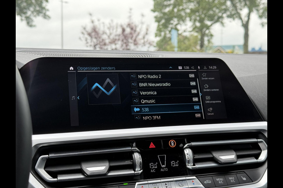 BMW 3-serie 330e Aut. Hybrid M-Sport | Sport Leder | Navi | Carplay | Xenon-LED |