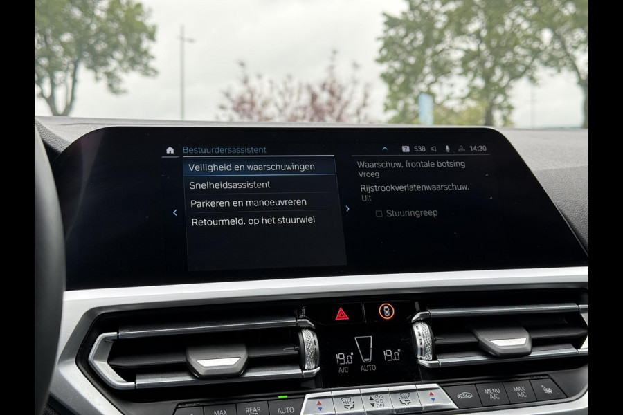 BMW 3-serie 330e Aut. Hybrid M-Sport | Sport Leder | Navi | Carplay | Xenon-LED |