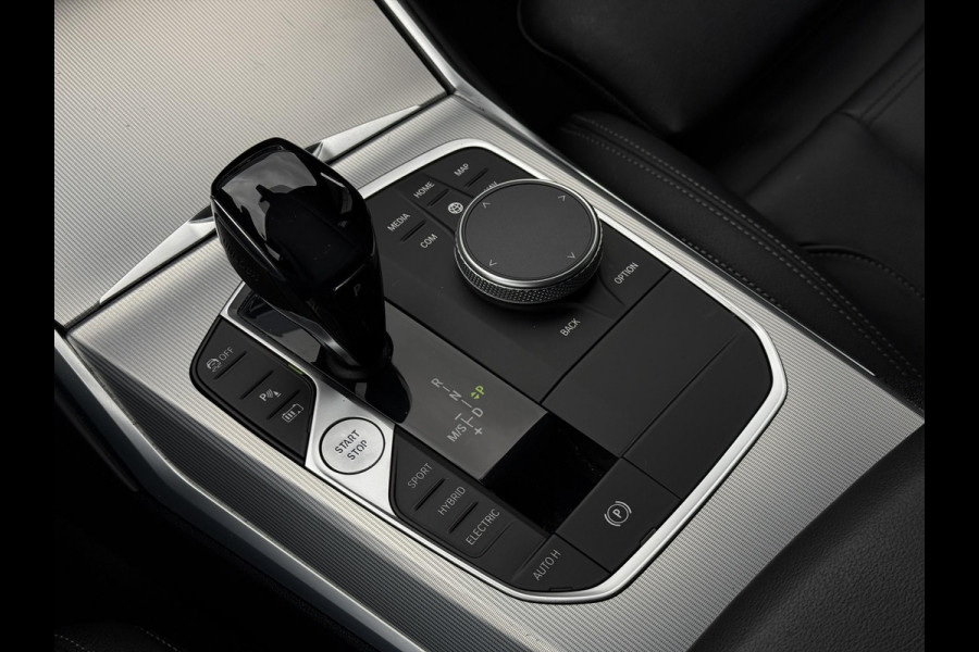 BMW 3-serie 330e Aut. Hybrid M-Sport | Sport Leder | Navi | Carplay | Xenon-LED |
