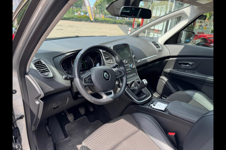 Renault Scénic TCe 140 Intens 1e eigenaar / LM 20'' / Navi / P-sensoren V&A / Camera / Clima /