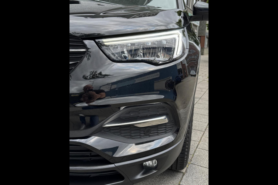 Opel Grandland X 1.2 Turbo Business Edition - Automaat I Navigatie I Airco I PDC I Comfort pakket I Dealer onderhouden