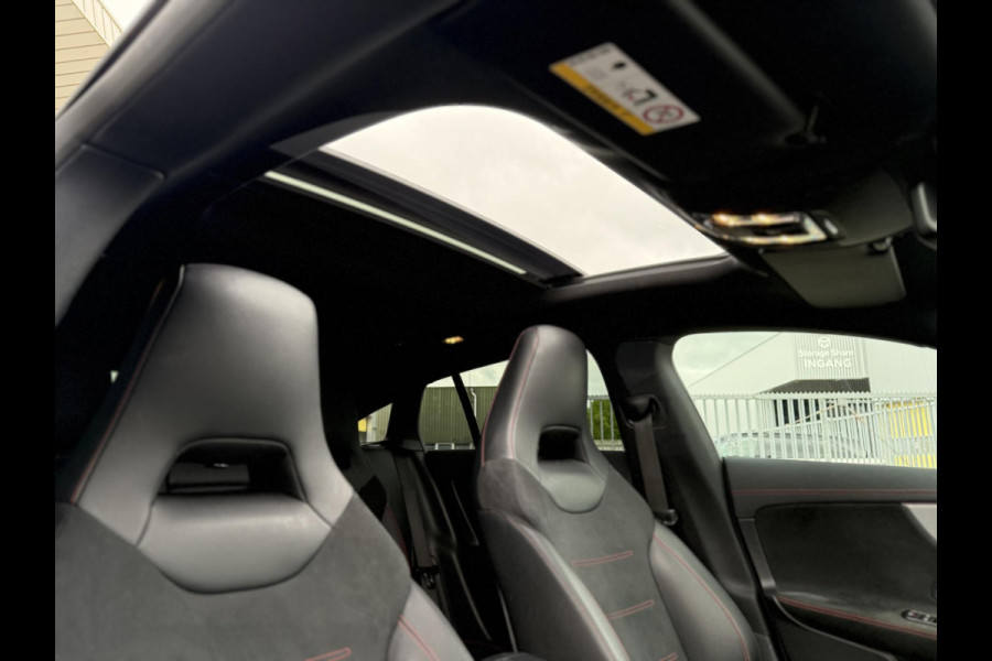 Mercedes-Benz CLA-Klasse Shooting Brake 200 Aut. Sol AMG Sport | Panorama | Sfeer Verl. | Navi | Camera |