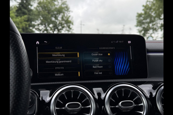 Mercedes-Benz CLA-Klasse Shooting Brake 200 Aut. Sol AMG Sport | Panorama | Sfeer Verl. | Navi | Camera |