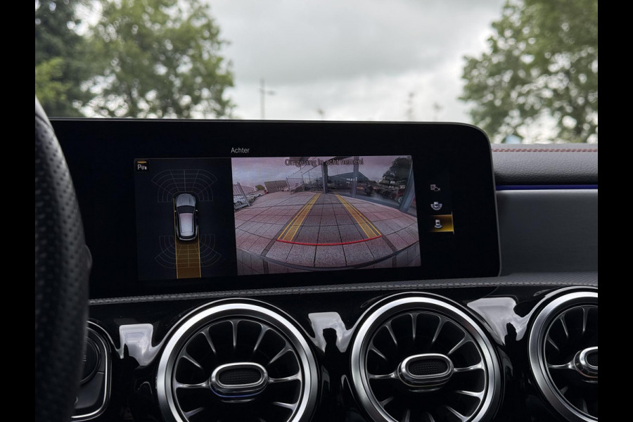 Mercedes-Benz CLA-Klasse Shooting Brake 200 Aut. Sol AMG Sport | Panorama | Sfeer Verl. | Navi | Camera |