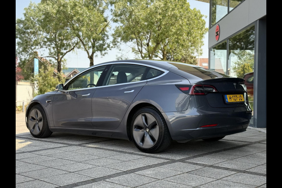 Tesla Model 3 Long Range Dual AWD | Autopilot | Panorama | Leder |