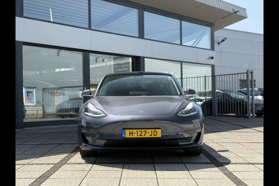 Tesla Model 3 Long Range Dual AWD | Autopilot | Panorama | Leder |