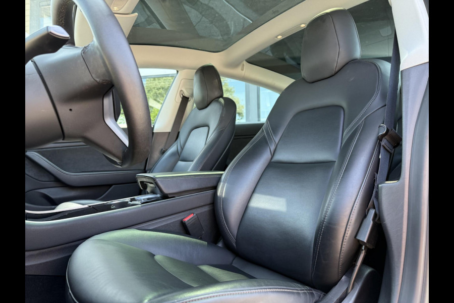 Tesla Model 3 Long Range Dual AWD | Autopilot | Panorama | Leder |