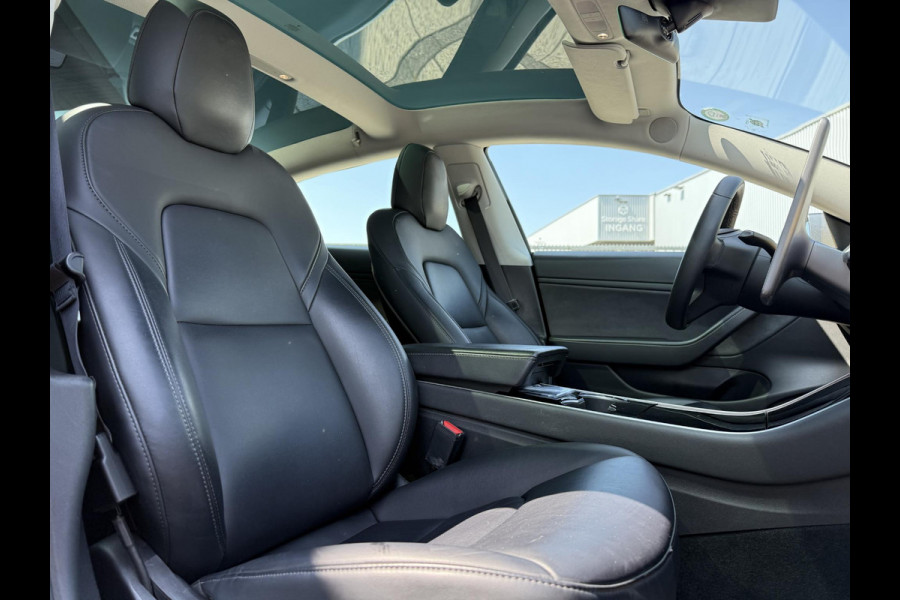 Tesla Model 3 Long Range Dual AWD | Autopilot | Panorama | Leder |