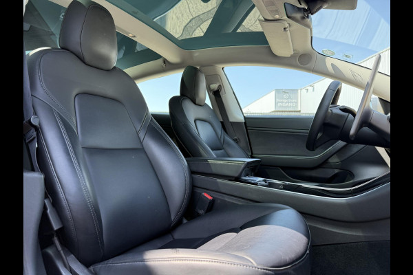 Tesla Model 3 Long Range Dual AWD | Autopilot | Panorama | Leder |