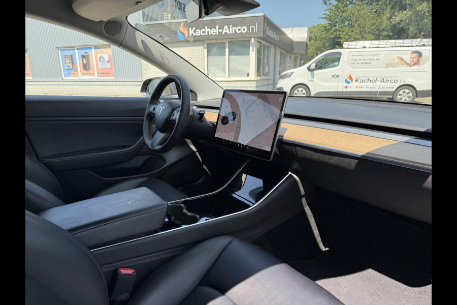 Tesla Model 3 Long Range Dual AWD | Autopilot | Panorama | Leder |