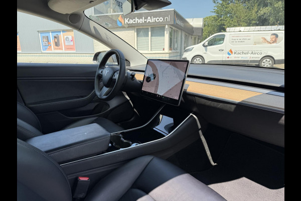 Tesla Model 3 Long Range Dual AWD | Autopilot | Panorama | Leder |
