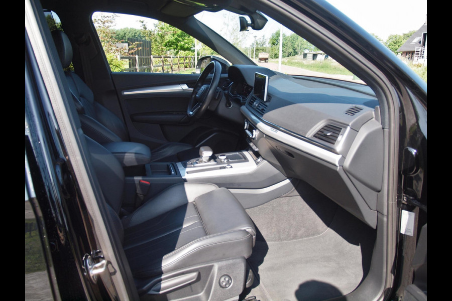 Audi Q5 2.0 TFSI quattro Launch Edition | Black Optic | S-Line | Virtual Cockpit | Trekhaak |