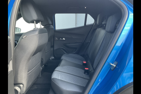 Peugeot 2008 1.2 PureTech 130 Allure Automaat 360cam Carplay Nav/Cruise Blue Beauty!