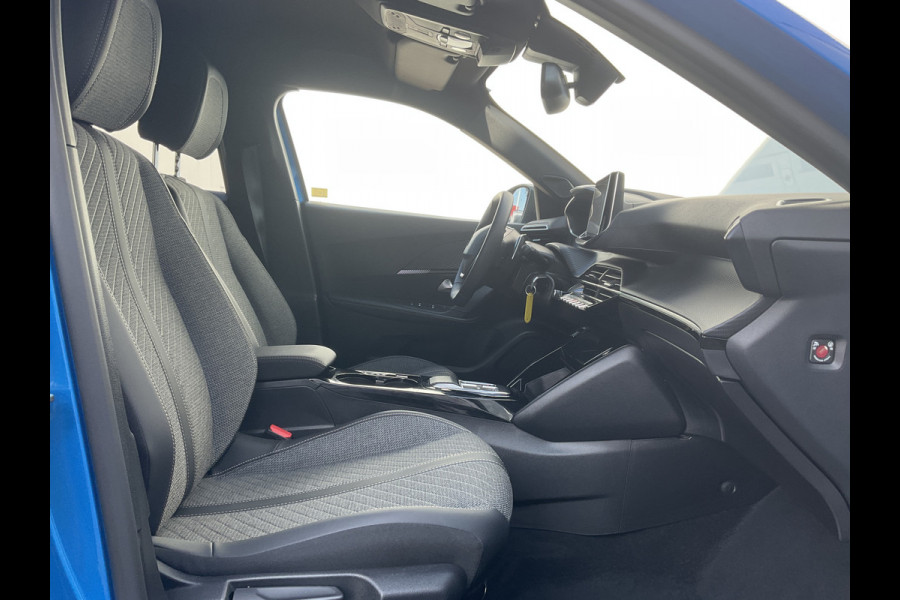 Peugeot 2008 1.2 PureTech 130 Allure Automaat 360cam Carplay Nav/Cruise Blue Beauty!