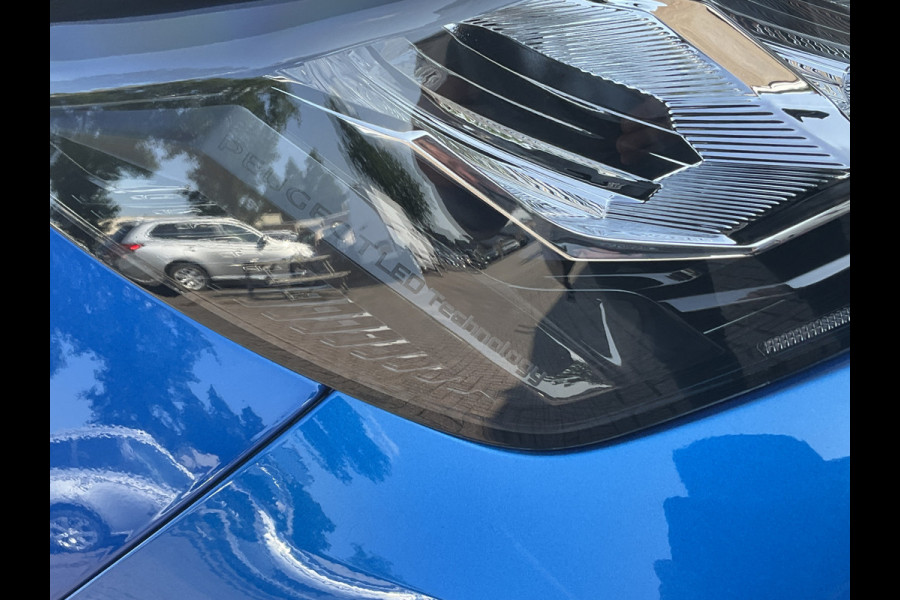 Peugeot 2008 1.2 PureTech 130 Allure Automaat 360cam Carplay Nav/Cruise Blue Beauty!