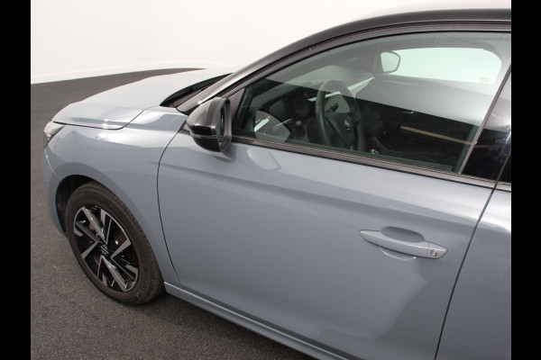 Opel Corsa 1.2 Turbo GS Navigatie Apple Carplay/Android Auto Digitale Cockpit Airco Cruise Control Lichtmetalen Velgen Dab