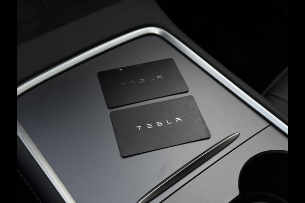 Tesla Model Y Long Range Dual AWD | Autopilot | Panorama | Leder | Trekhaak |