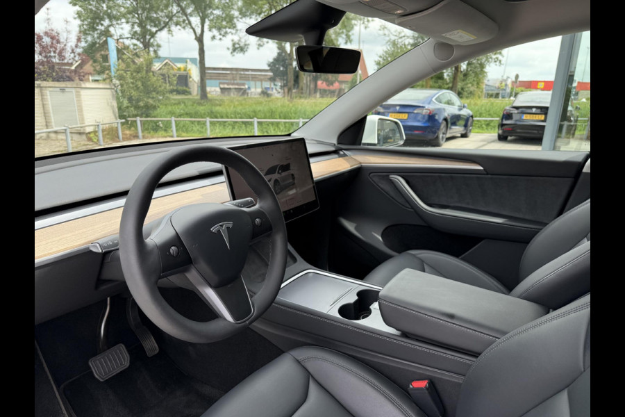 Tesla Model Y Long Range Dual AWD | Autopilot | Panorama | Leder | Trekhaak |