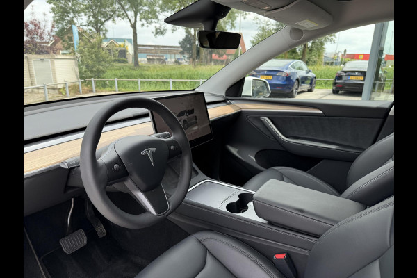 Tesla Model Y Long Range Dual AWD | Autopilot | Panorama | Leder | Trekhaak |