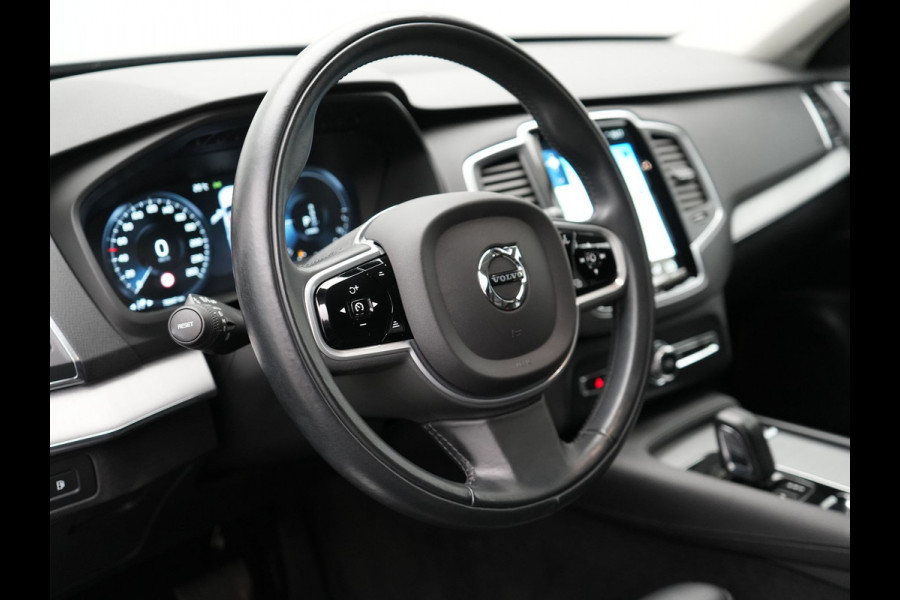 Volvo XC90 T8 Recharge AWD Inscription Plug In Hybrid 394pk 7 Persoons Dealer O.H. INCL BTW PHEV | Lederen Sportstoelen Verwarmd | Pilot Assist | Navigatie | Adaptive Cruise | Virtual | Camera | Apple Carplay | DAB | L.M. 19" |