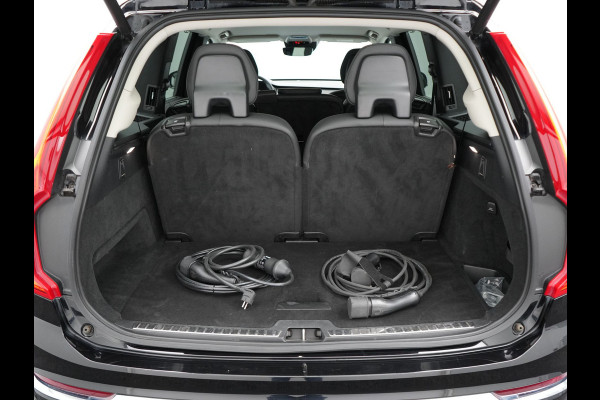 Volvo XC90 T8 Recharge AWD Inscription Plug In Hybrid 394pk 7 Persoons Dealer O.H. INCL BTW PHEV | Lederen Sportstoelen Verwarmd | Pilot Assist | Navigatie | Adaptive Cruise | Virtual | Camera | Apple Carplay | DAB | L.M. 19" |