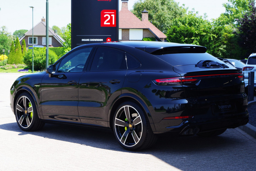 Porsche Cayenne Coupé 3.0 E-Hybrid 462 PK Platinum Edition PHEV, Panoramadak, Trekhaak, Kuipstoelen, BOSE Sound, Sport Chrono