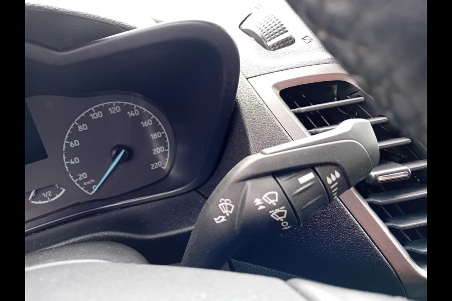 Ford Transit Connect 1.5 EcoBlue L2 Trend Automaat | Navigatie | Airco | PDC A | Cruise Control | 3Zits | Camera | DAB+ | Lichtmetalen velgen | Trekhaak