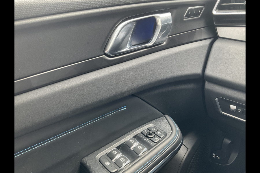 Lynk & Co 01 1.5PHEV 262PK Adapt.Cruise 360° Cam Carplay Plug-in Stoelverw Vol opties!