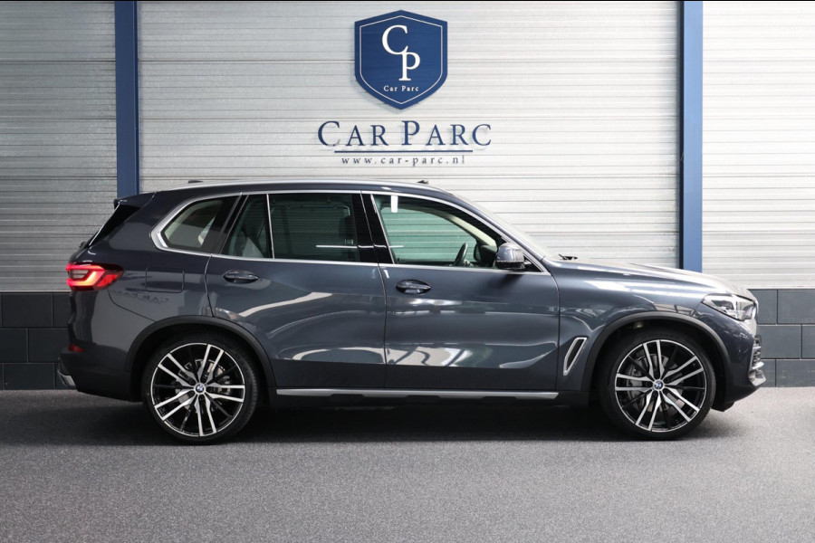 BMW X5 XDrive45e M-Sport LED/VIRTUAL/SFEER/LUCHT/PANO/LEER+S.VERWARMING+MEMORY/22" LMV/360 CAM/CRUISE/ECC/12 MND GARANTIE!