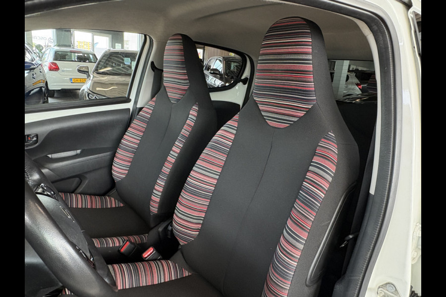 Citroën C1 1.0 VTi Feel Comfort Look 5-drs. AIRCO/MEDIA/PRIVACYGLASS
