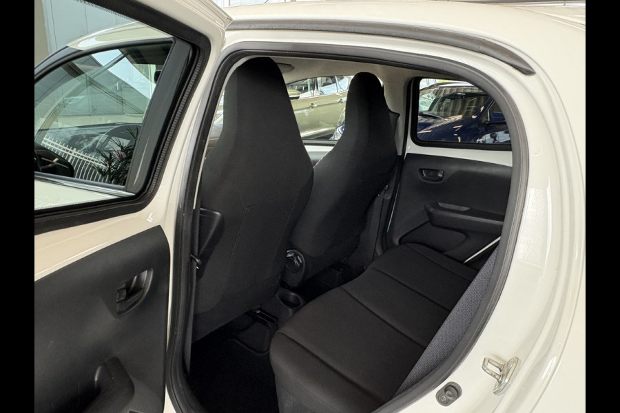 Citroën C1 1.0 VTi Feel Comfort Look 5-drs. AIRCO/MEDIA/PRIVACYGLASS