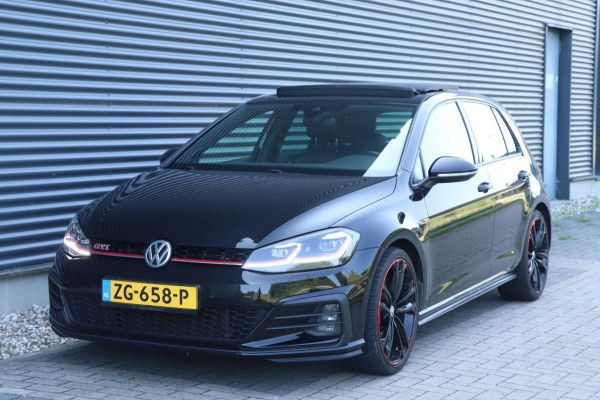 Volkswagen Golf 2.0 TSI GTI Performance | PANO / VIRT. COCKPIT / KEYLESS / CAMERA