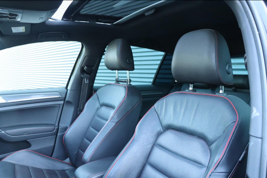 Volkswagen Golf 2.0 TSI GTI Performance | PANO / VIRT. COCKPIT / KEYLESS / CAMERA