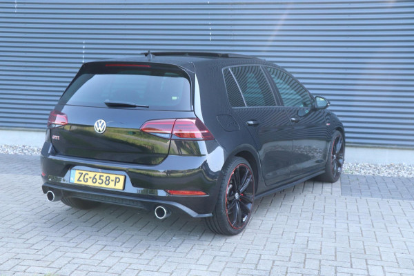 Volkswagen Golf 2.0 TSI GTI Performance | PANO / VIRT. COCKPIT / KEYLESS / CAMERA