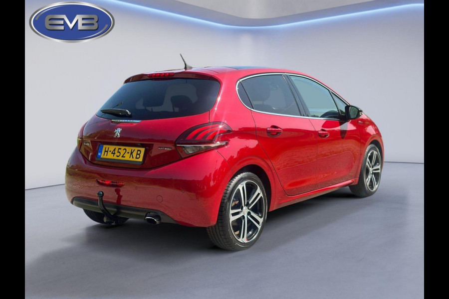 Peugeot 208 1.2 PureTech GT-line, panoramadak, achteruitrijcamera,navigatie, trekhaak, vele opties