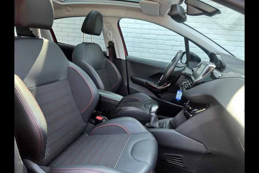 Peugeot 208 1.2 PureTech GT-line, panoramadak, achteruitrijcamera,navigatie, trekhaak, vele opties